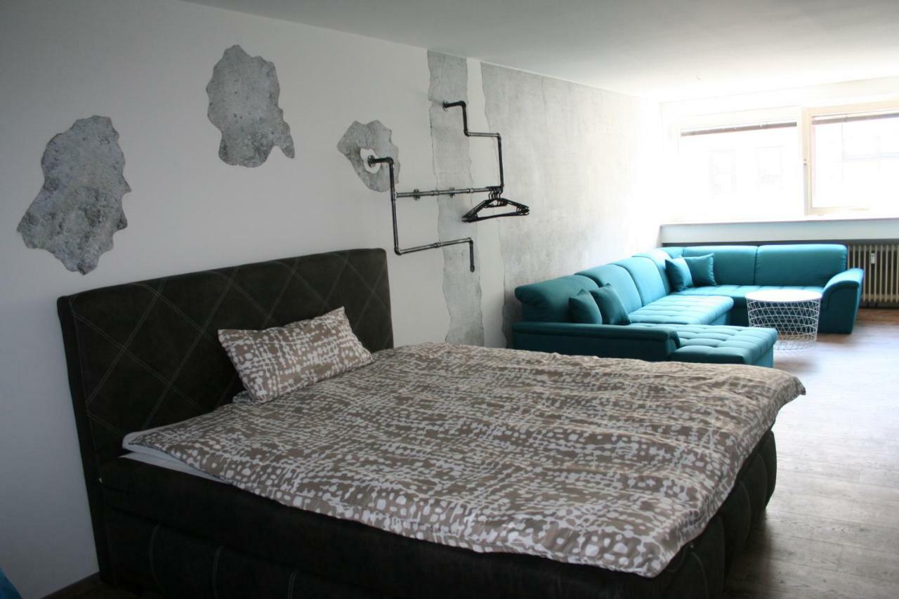 Central Apartment Nuernberg Bagian luar foto